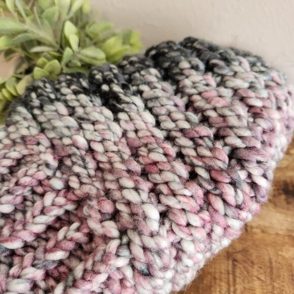 Handmade Heavy Knit Winter Hat with Pom Pom - Picture 4 of 6
